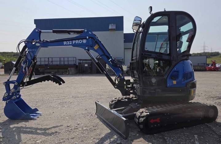 Mini-excavatrice robuste Estrie